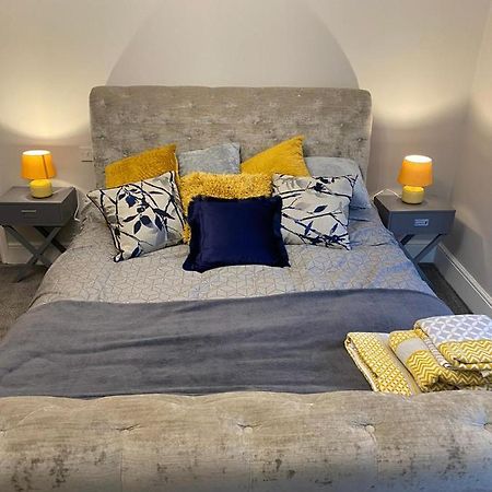 Cambridge Villas Private Studio Литам Сент Аннс Екстериор снимка